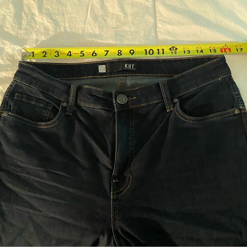 NWOT Jeans with Frayed Bottom - Picture 9 of 11